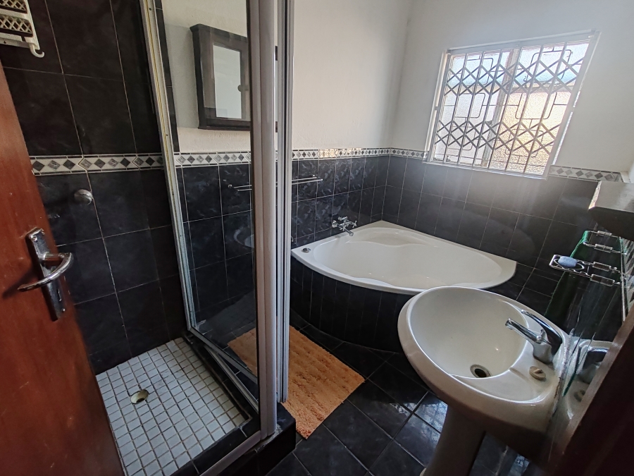 3 Bedroom Property for Sale in Bothasrus Eastern Cape